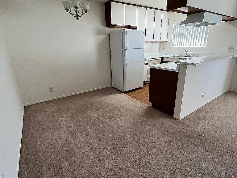 5908 Cedros Ave #6 — Photo 5