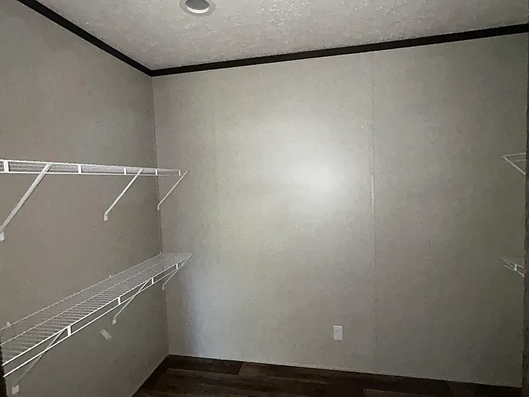 2207 W Macarthur Rd #11 — Photo 10