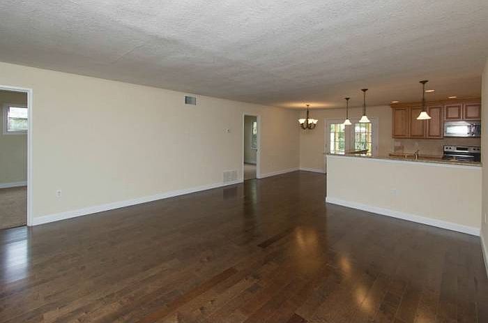 2nd image of 420 S Lakemont Ave