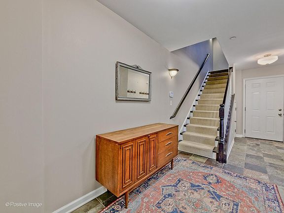 3rd image of 1192 Clarence Ave Unit 2