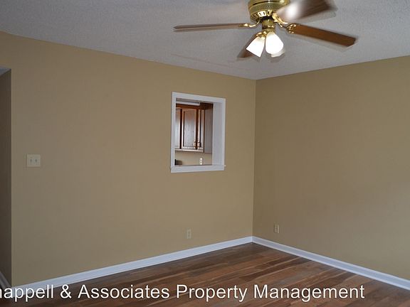 3rd image of 3281 Tower Dr APT G