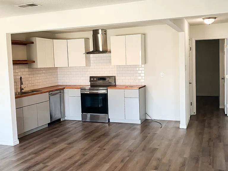 6403 Espana Dr #6403 — Photo 10