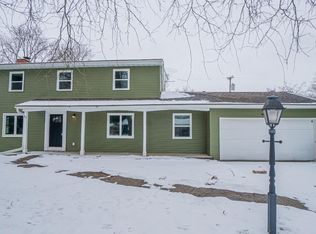 702 W Jefferson St, Kouts, IN 46347