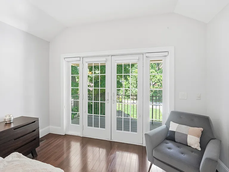 306 Harvard Ave — Photo 40