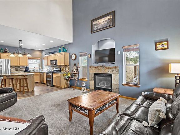 4th image of 5464 W Delaware St