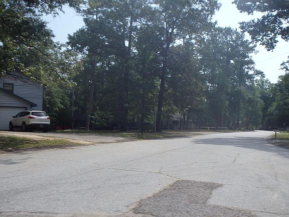 4th image of 4007 Indian Hills Dr