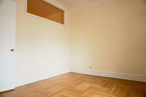 Rented by Lofts and Flats LLC | media 10