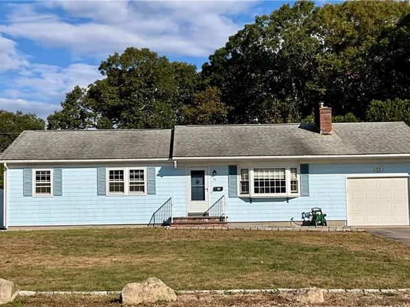 36 Boiling Spring Ave, Westerly, RI 02891
