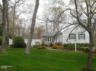 141 Spring Water Ln, New Canaan, CT 06840