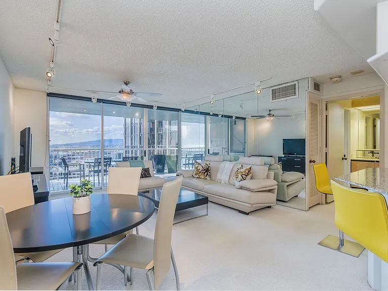 1212 Nuuanu Ave #3012 — Photo 2