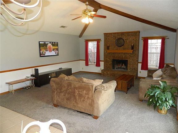 3rd image of 4805 Rockhampton Dr