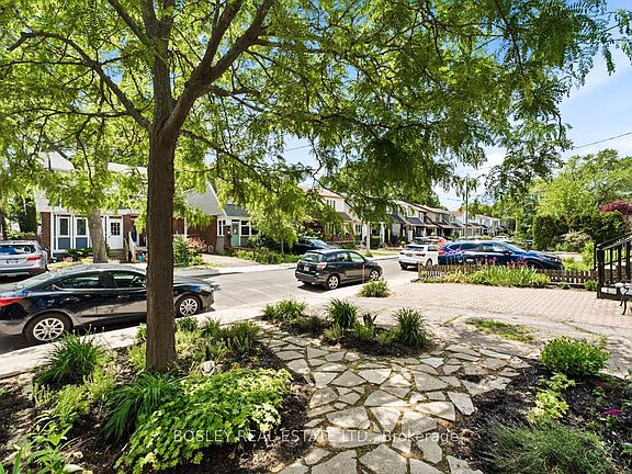 4th image of 308 Springdale Blvd