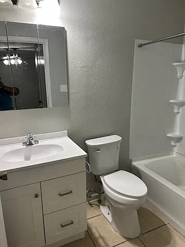 2 bed, 1000 sqft, $875 — Photo 4