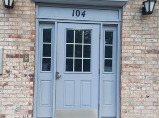 104 Provincial Ct UNIT 18, Saginaw, MI 48638