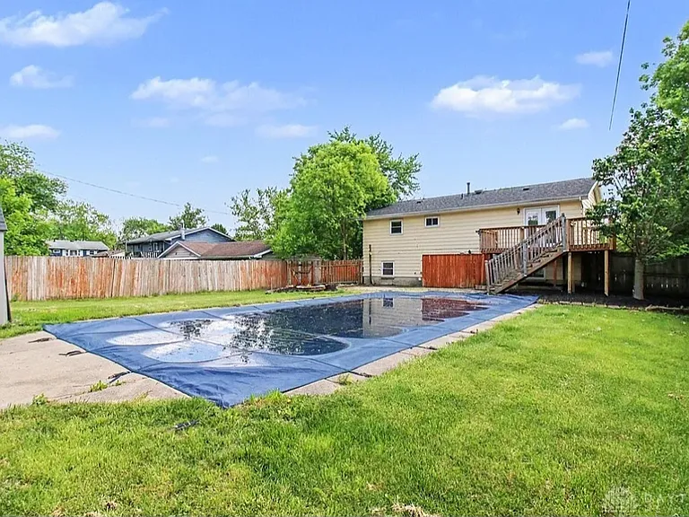 Southwind Dr — Photo 17