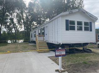 37 Superior Ln, Winona, MN 55987