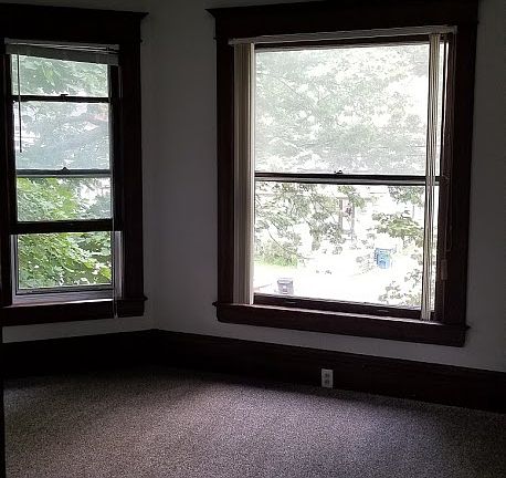 2nd image of 709 W Vine St #2