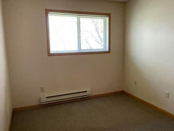 4th image of 2175 Nobles St