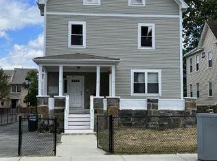 108 Homestead St FLOOR 3, Dorchester, MA 02121