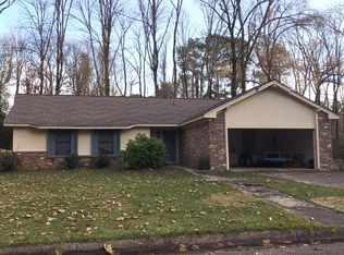 305 Walnut Rd, Starkville, MS 39759