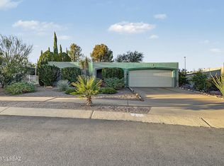 9 E Santa Belia, Green Valley, AZ 85614