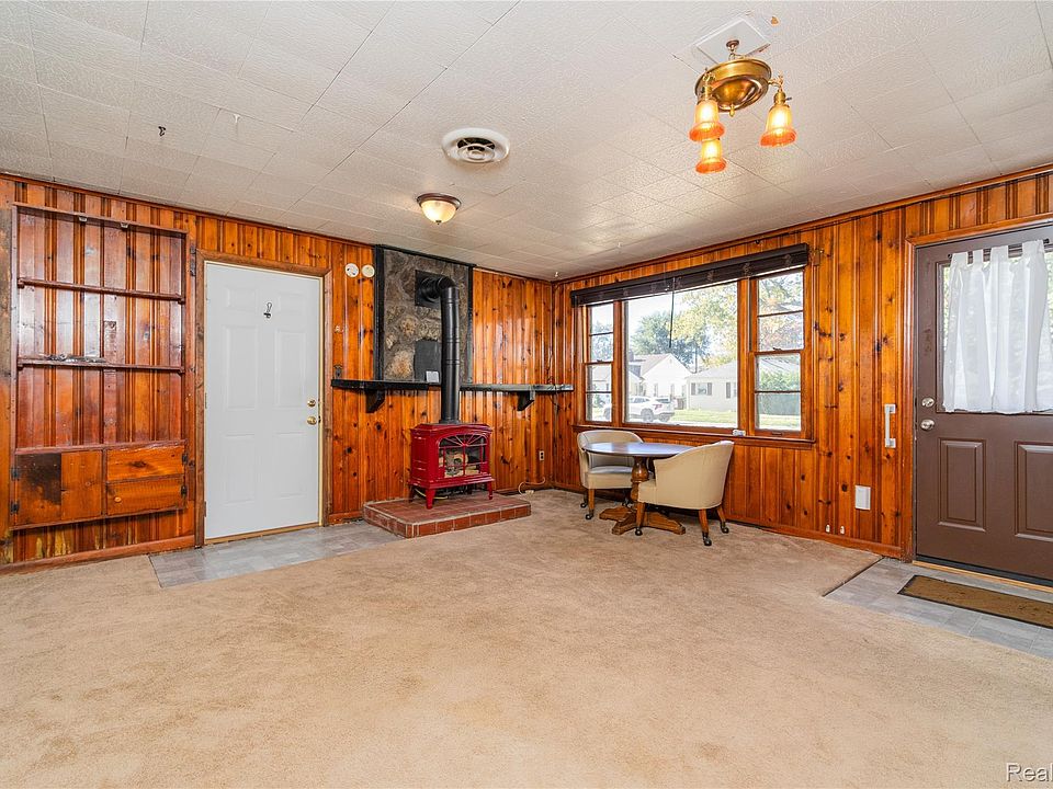 13325 Helen St, photo 3