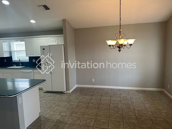 4th image of 248 Saratoga Blvd E