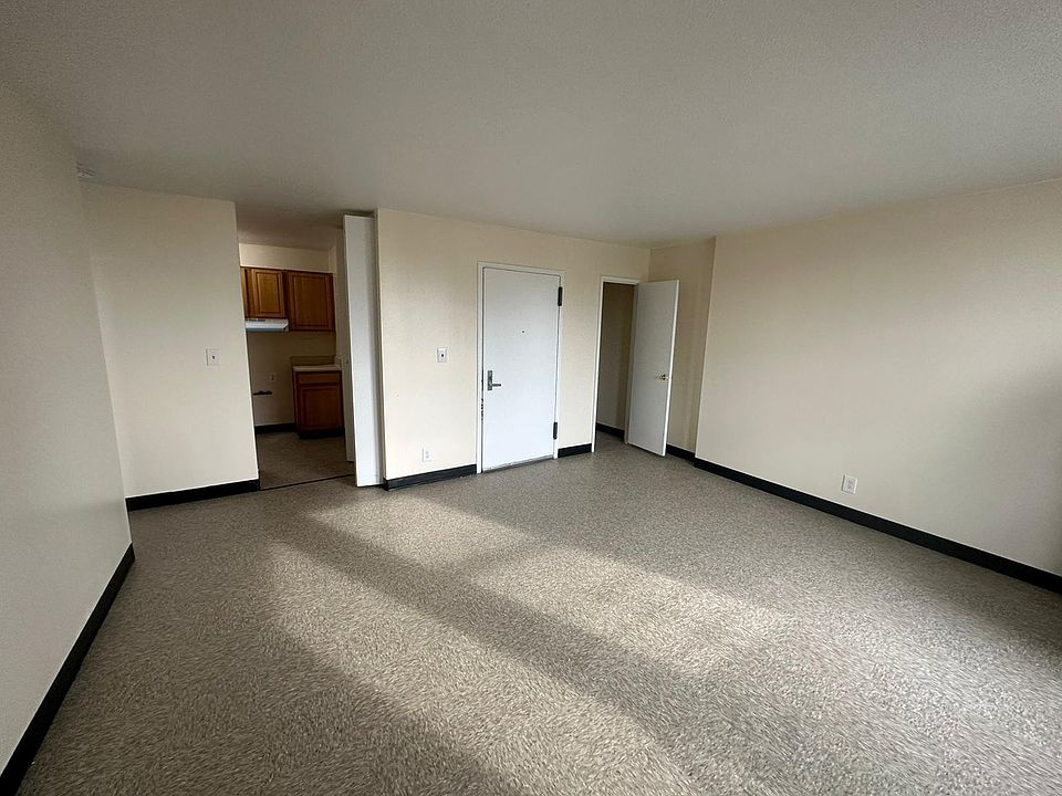 1st image of 2824 Mermaid Ave