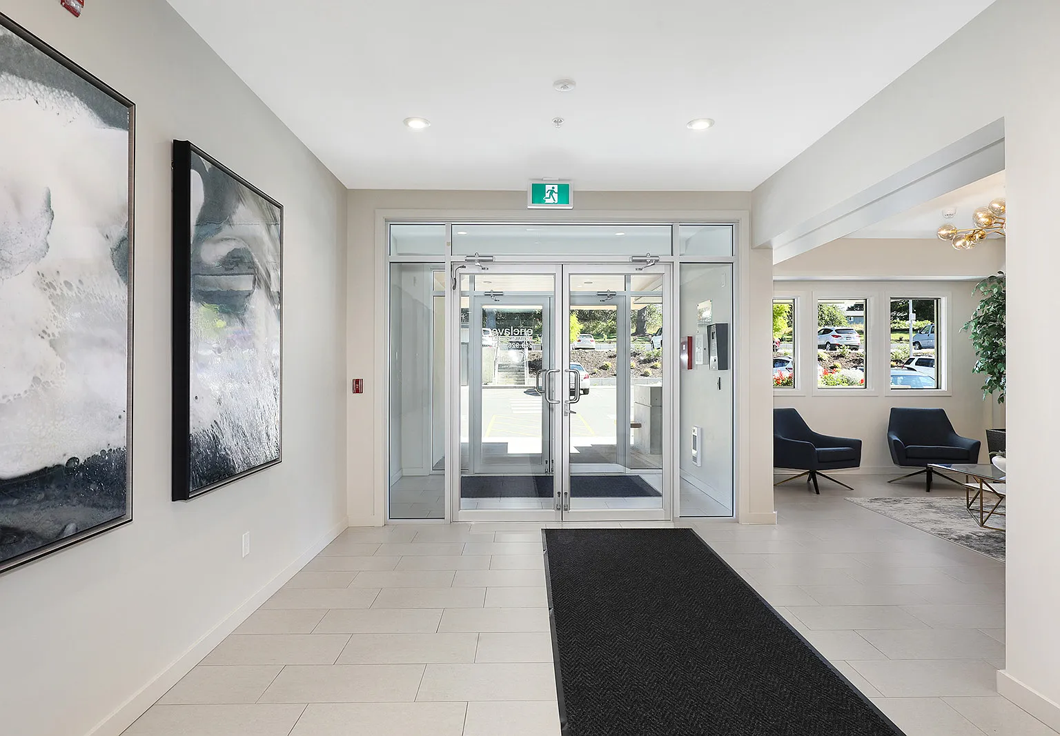 Enclave Residences — Photo 1