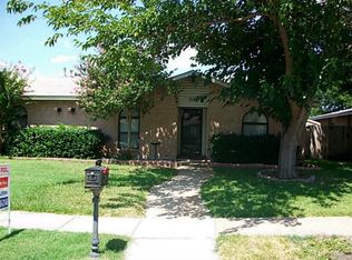3122 Echo Dr, Grand Prairie, TX 75052