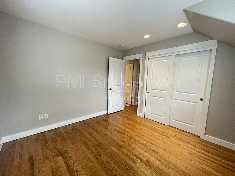 10235 NW Edgewood Dr — Photo 22