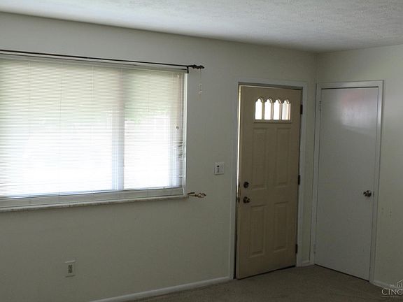 3rd image of 12122 Wincanton Dr