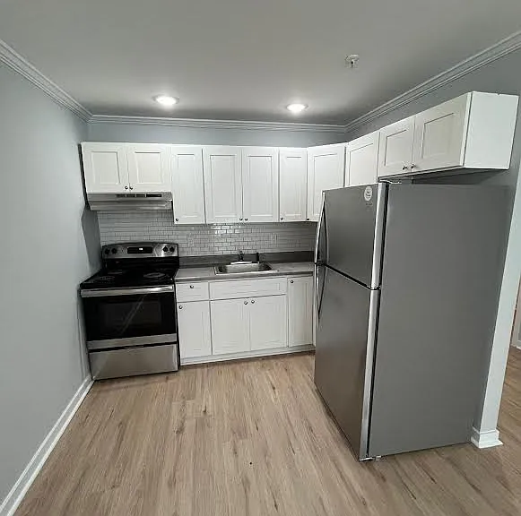 47 12th Ave #306 — Photo 2