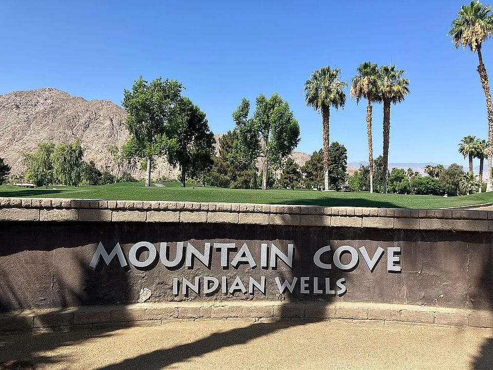 Welcome to Mountain Cove..