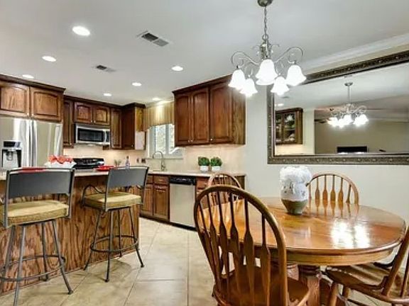 3rd image of 8303 Loralinda Dr
