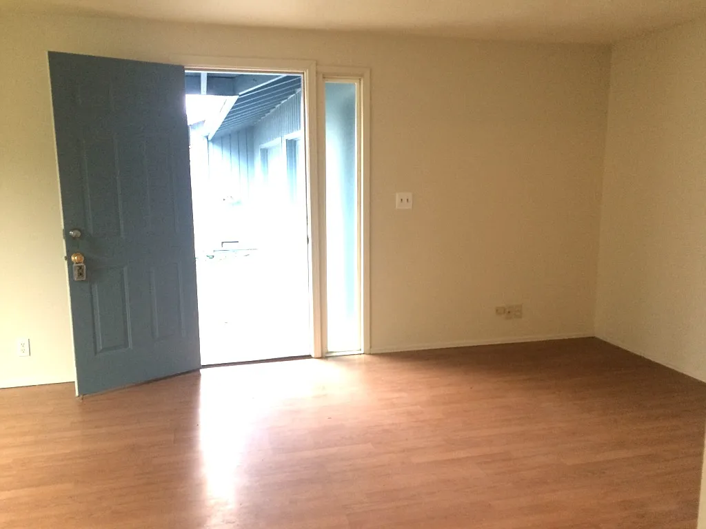 2 bed, $1,695 — Photo 3