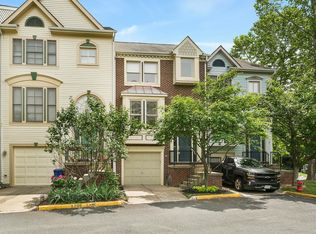 117 Maximillian Ct SW, Leesburg, VA 20175