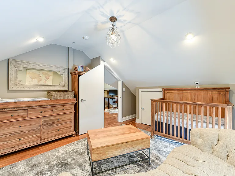 628 S Carolina Ave SE — Photo 11