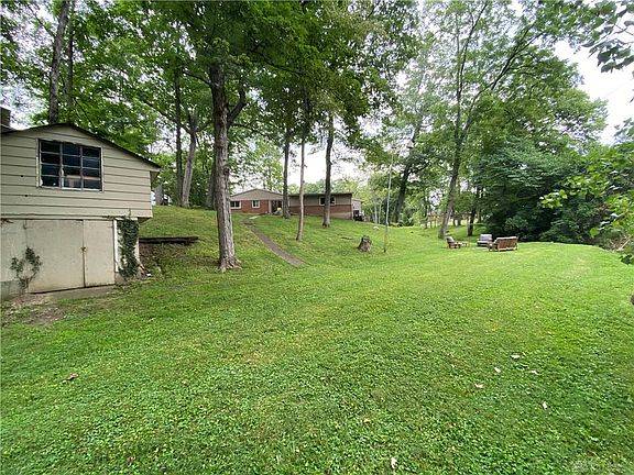 2nd image of 4191 Sunbeam Ave
