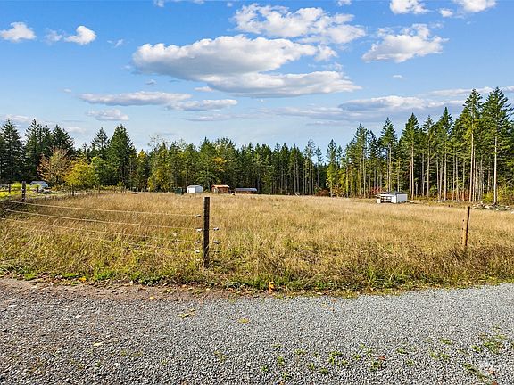 4th image of 41320 80th Avenue E
