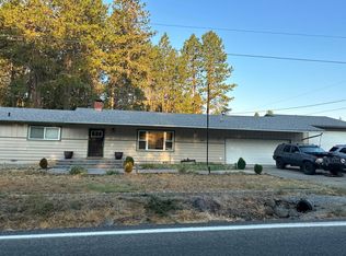 388 Genverna Gln, Grants Pass, OR 97527