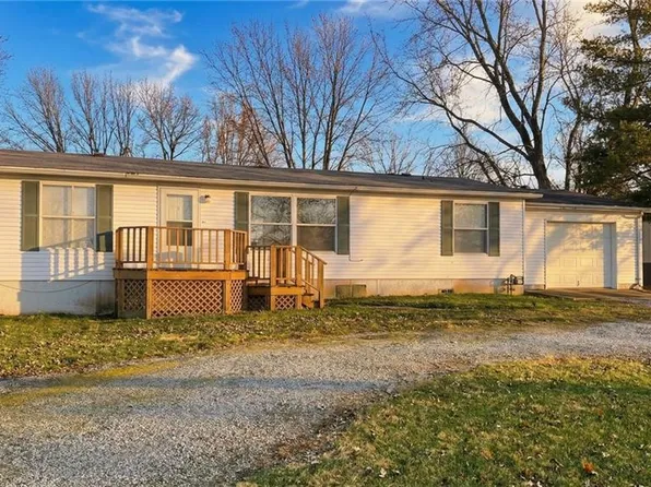 205 N Macon St, Meadville, MO 64659