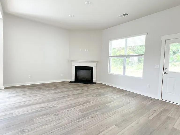 1173 Ross Farms Blvd — Photo 21