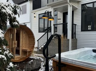 9614 75th Ave NW #201, Edmonton, AB