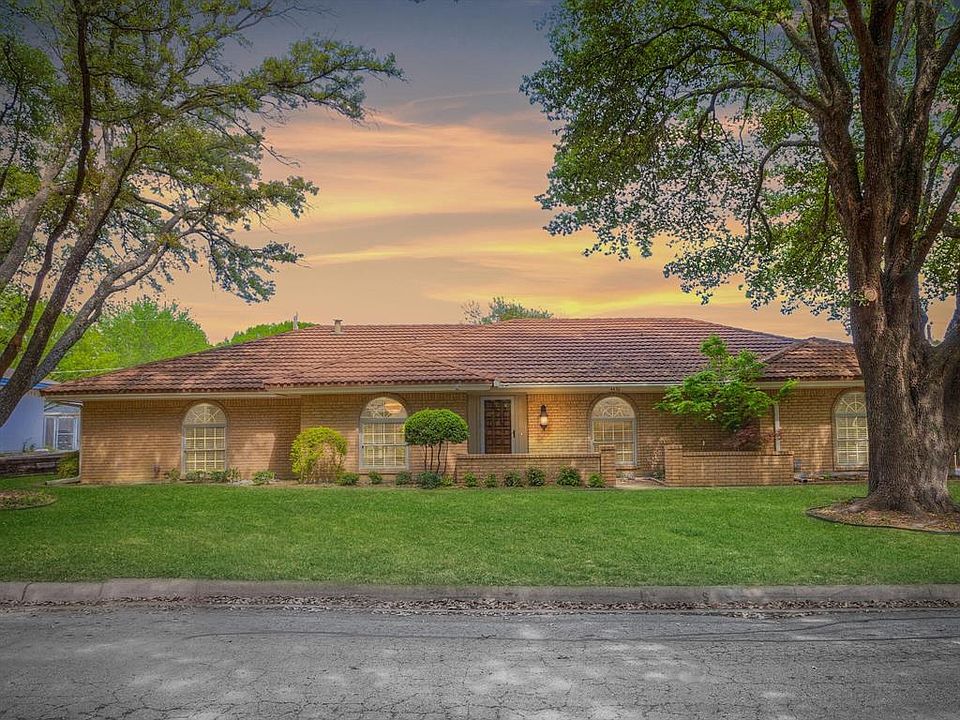 1st image of 4436 Cartagena Dr