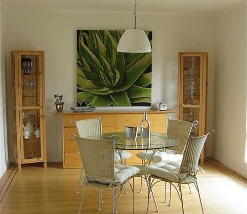 Formal dining room