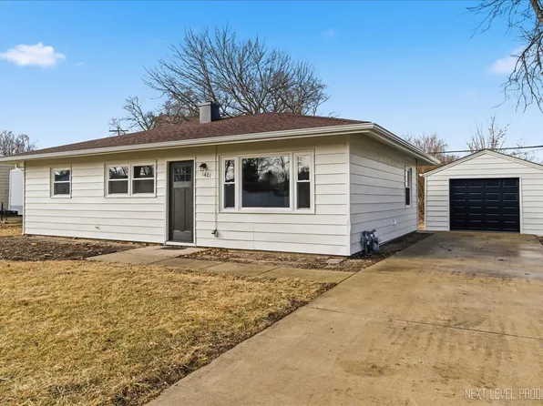 1401 Seminole Dr, Ottawa, IL 61350