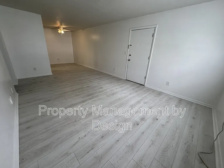 1039 5th St #7 — Photo 18