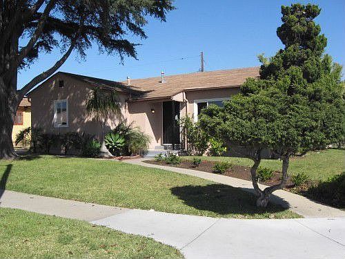 2nd image of 1056 W 80th St