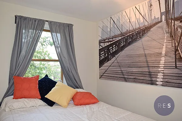 Rented by RES New York | media 33